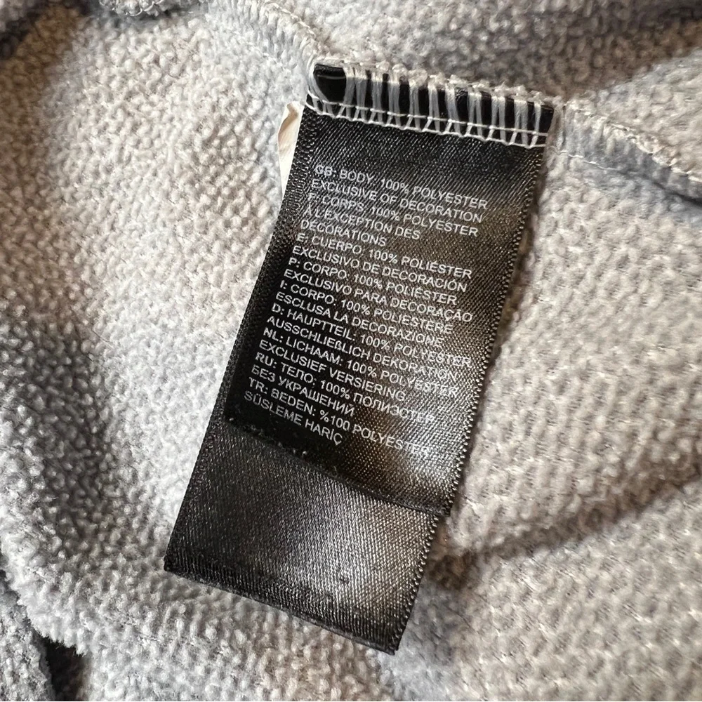 The North Face Texture Cap Rock Quarter-Zip Fleece Fleece Pullover in Mid Gray M